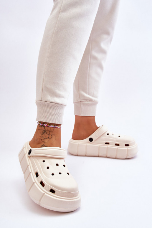 Dámska penová platforma Crocs béžová Beckett Dámska penová platforma Crocs béžová Beckett