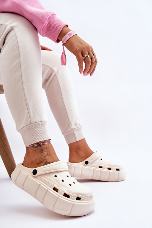 Dámska penová platforma Crocs béžová Beckett Dámska penová platforma Crocs béžová Beckett