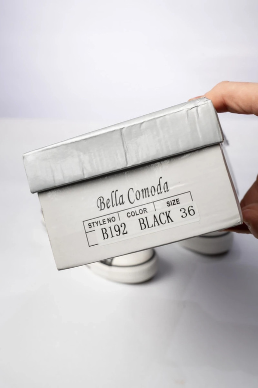 Voľnočasové topánky na platforme FOSS...