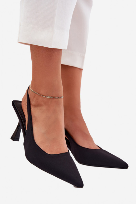 Dámske sandále s tenkými podpätkami čierna Lunira Dámske sandále s tenkými podpätkami čierna Lunira