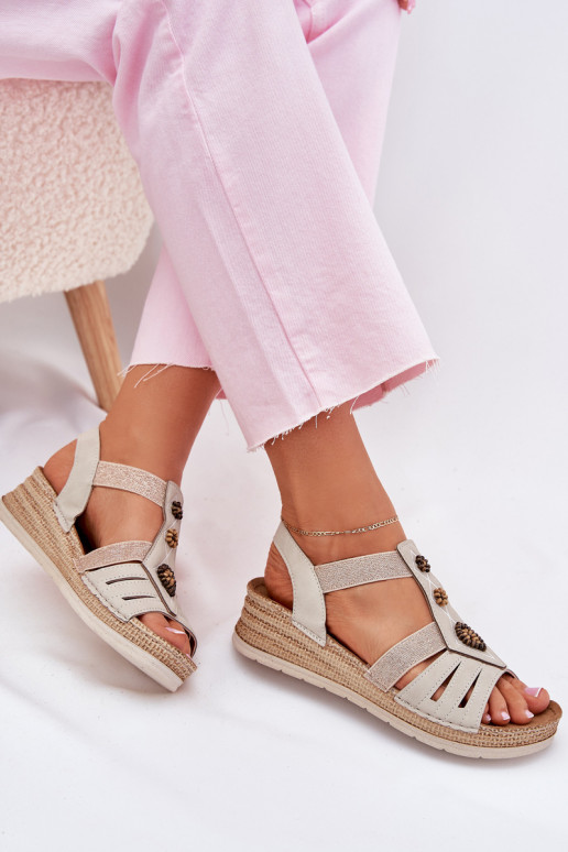 Dámske sandále Zapnuté INedge s krásnymi detailmi Inblu RV000015 slonovina Dámske sandále Zapnuté INedge s krásnymi detailmi Inblu RV000015 slonovina