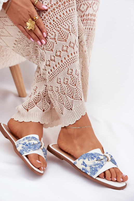 Dámske papuče so širokými podpätkami so stuhami biela farba Avenza