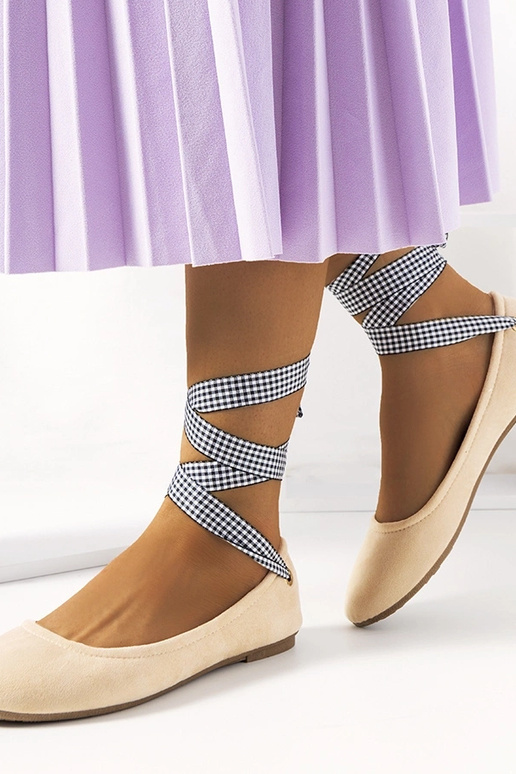 Ružové topánky s mašličkou, „Acro"