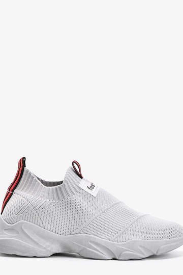 Sivé športové topánky,...