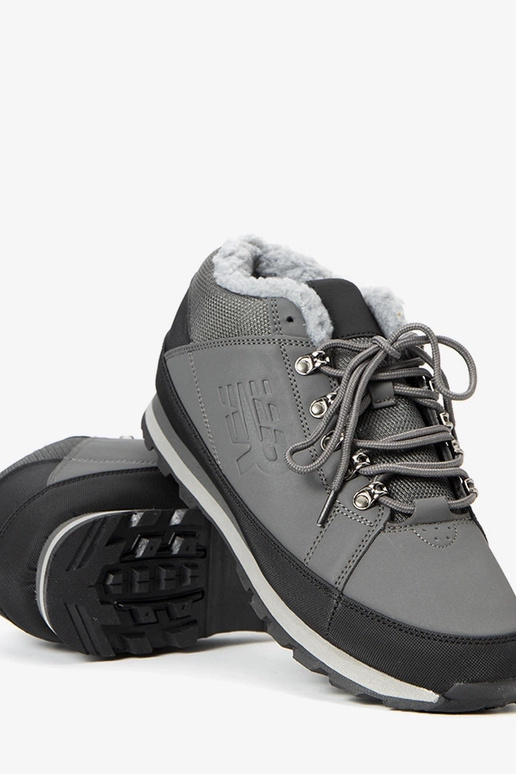 Šedá zateplená športová obuv pre...