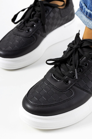 Čierne topánky na...