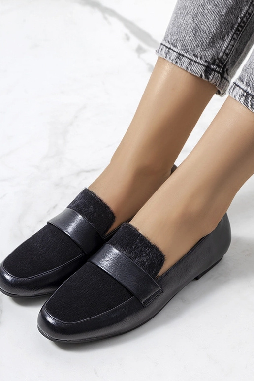 Čierne dámske topánky Kolk