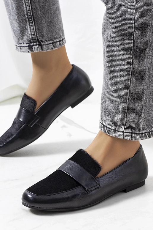 Čierne dámske topánky Kolk