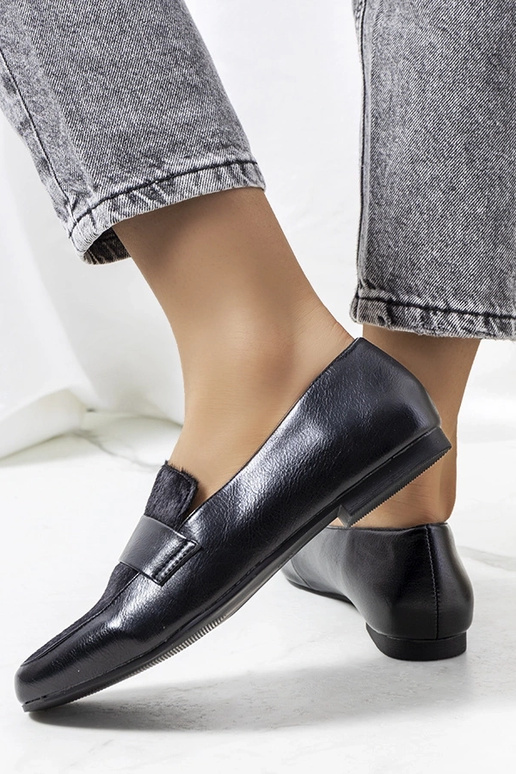 Čierne dámske topánky Kolk