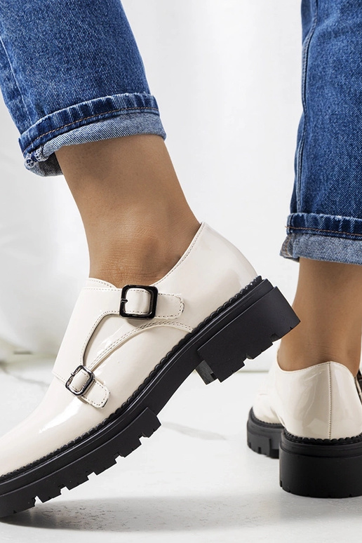 Béžové lakované topánky Valks