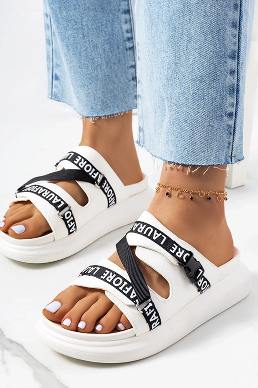 Biele šľapky na platforme Kogil