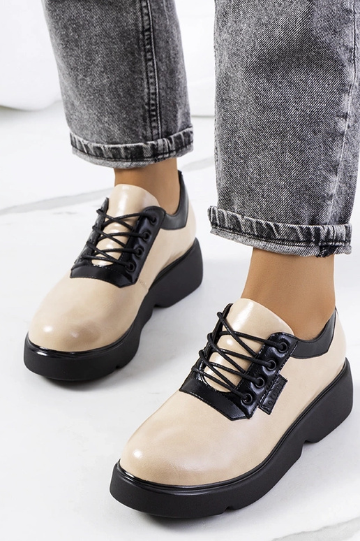 Pieskové poltopánky, „Parram"