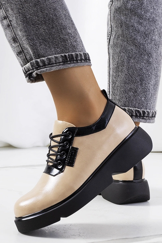 Pieskové poltopánky, „Parram"