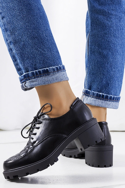 Čierne poltopánky na hrubom podpätku,...