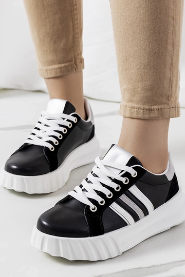 Čierne tenisky na platforme...