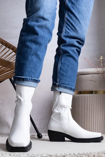 Biele čižmy na podpätku,... 2