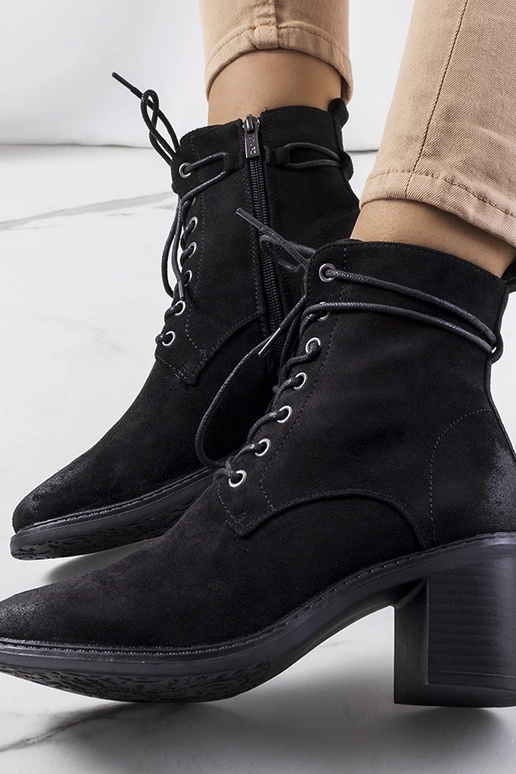 Čierne semišové členkové čižmy Sanlow