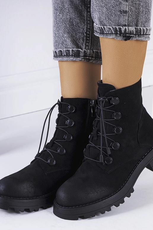 Čierne topánky z umelej semišovej...