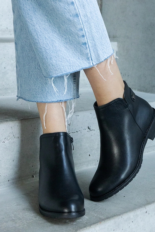 Čierne zateplené členkové čižmy Baida