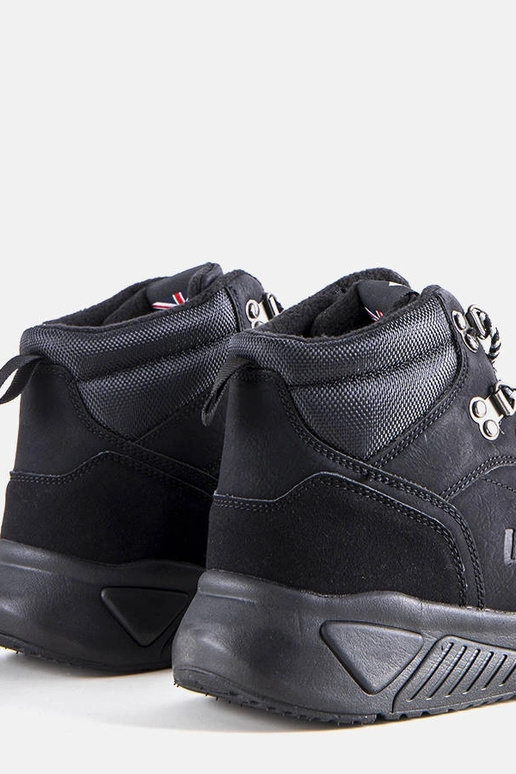 Čierne zateplené čižmy...