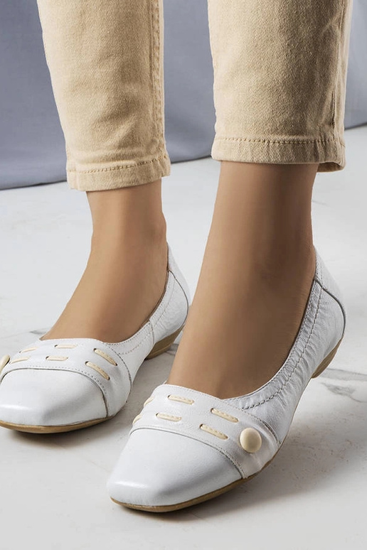 Biele balerínky Lioma