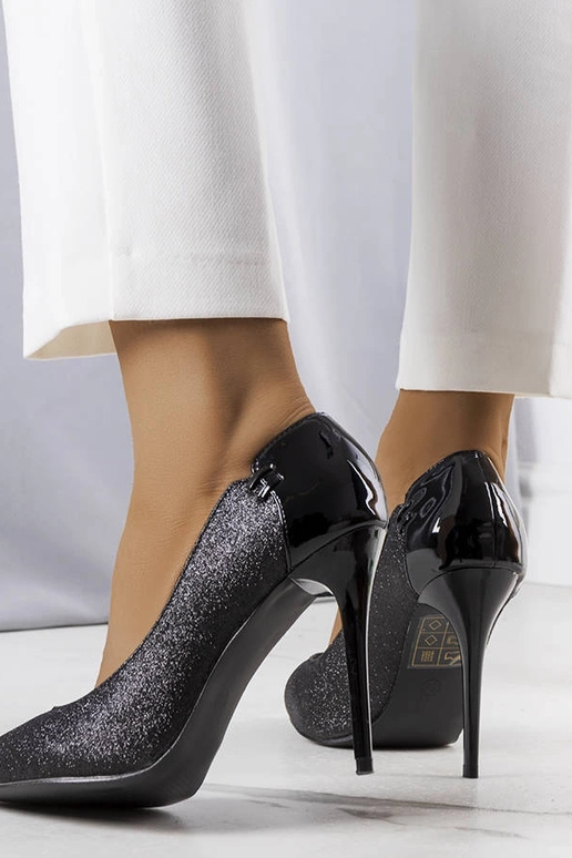 Čierne trblietavé lodičky Naina Čierne trblietavé lodičky Naina