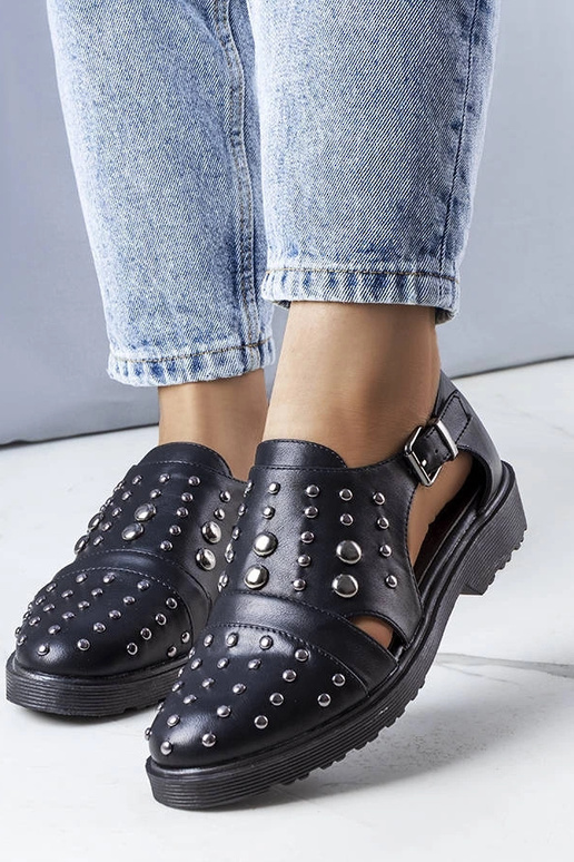 Čierne topánky Eleana s výrezom