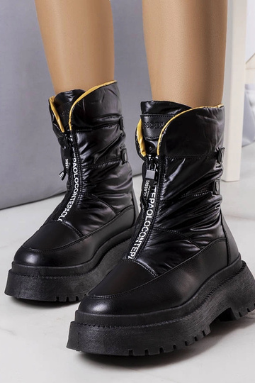 Čierne masívne zimné...