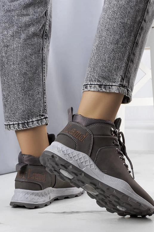 Sivé zateplené dámske čižmy Adleri