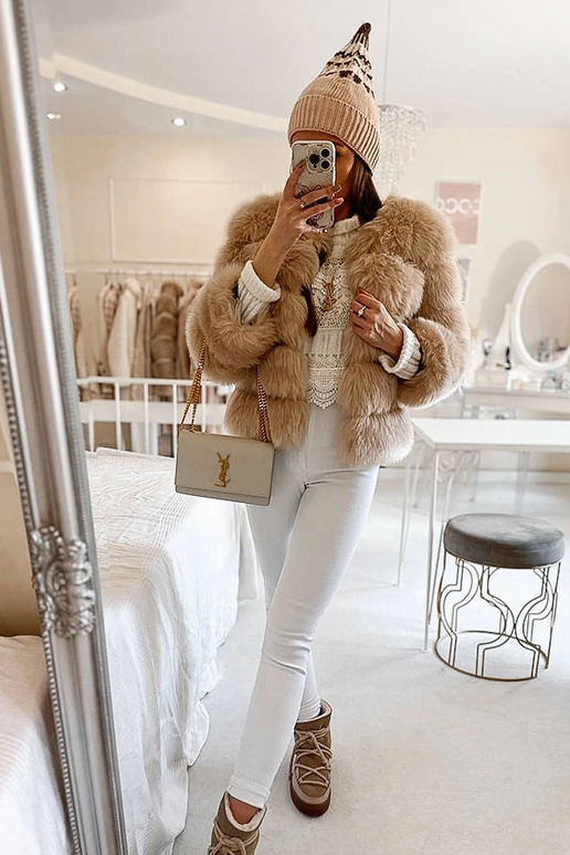 Abner ružový klobúk