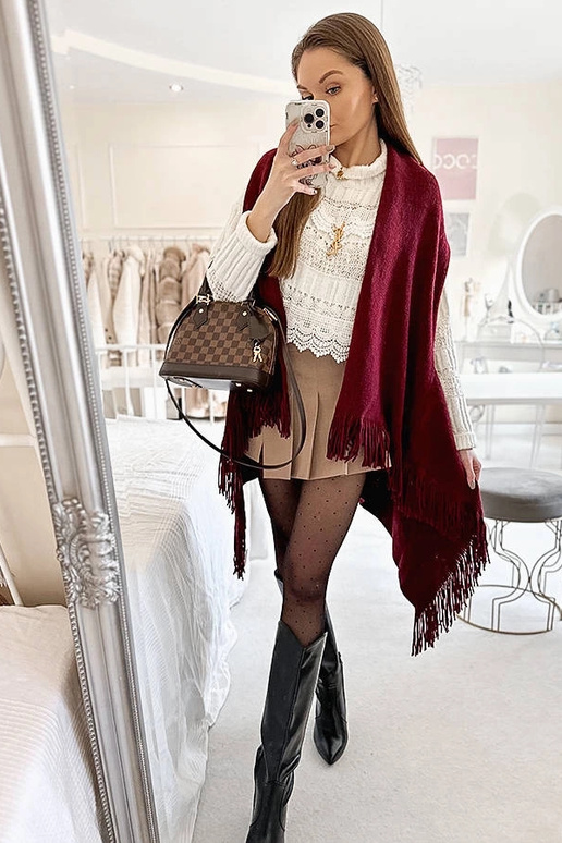 Bordový strapcový šál jún