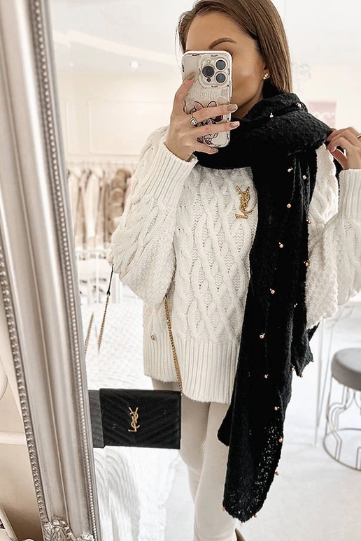 Čierny korálkový šál Yvonne