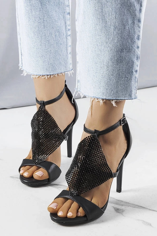 Čierne elegantné sandále Caleb na...