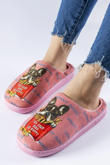 Tmavoružové mäkké hranolčeky