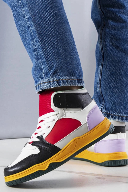 Alžbetine čierno-červené vysoké tenisky