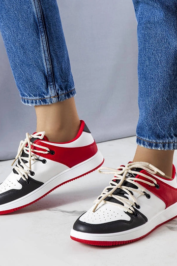 Čierno-červené retro...