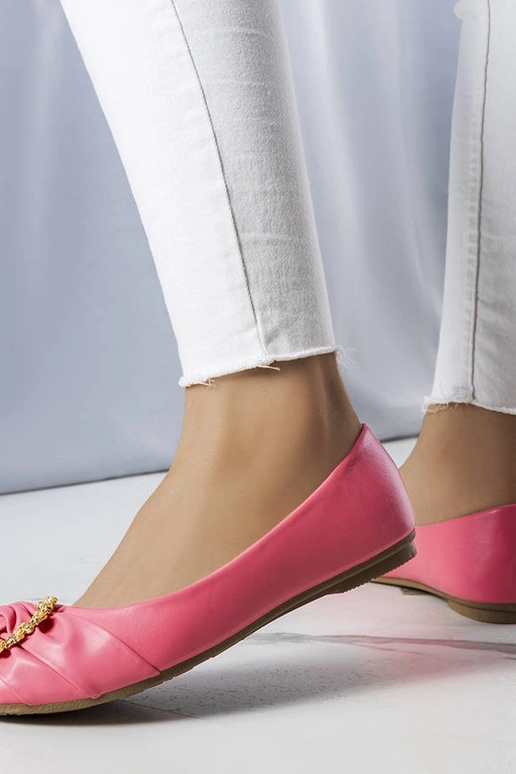 Ružové balerínky so zlatým zdobením...