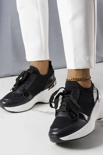 Čierne športové topánky na... 2