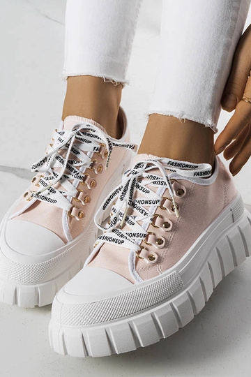 Ružové topánky na... 2