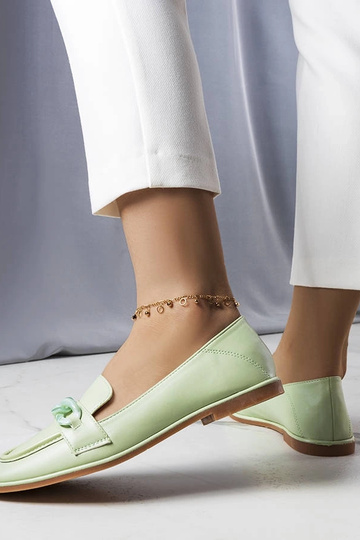 Zelené mokasíny Bobbie Chain Loafers 2