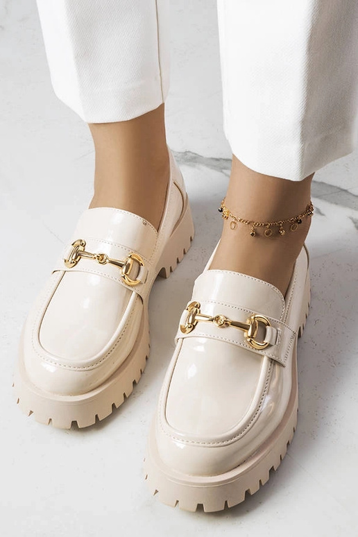 Béžové lakované topánky Simard