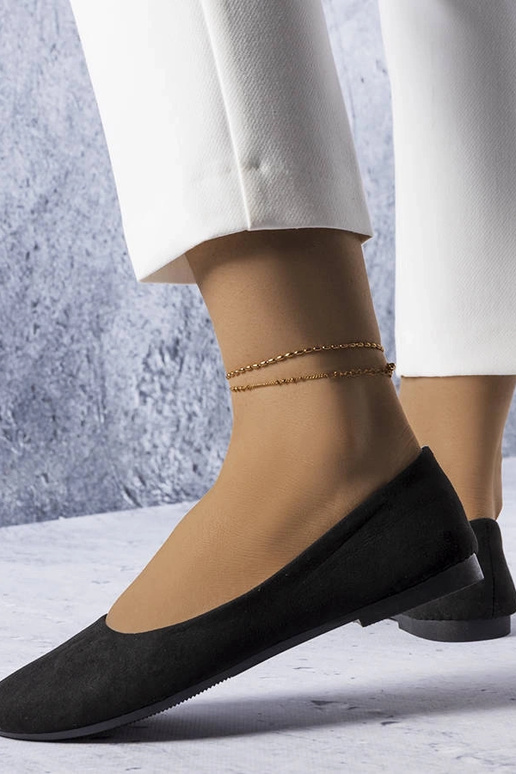 Čierne balerínky s koženou stielkou...