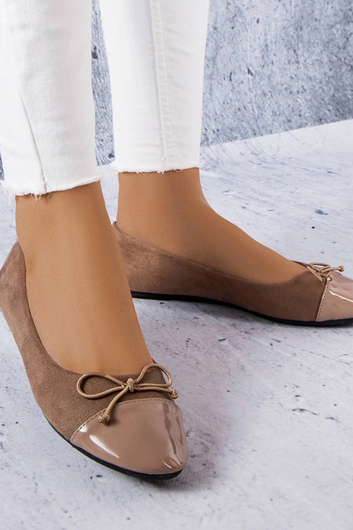 Hnedé lakované balerínky Simard
