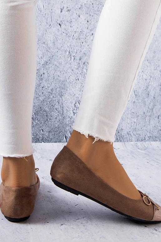 Hnedé lakované balerínky Simard