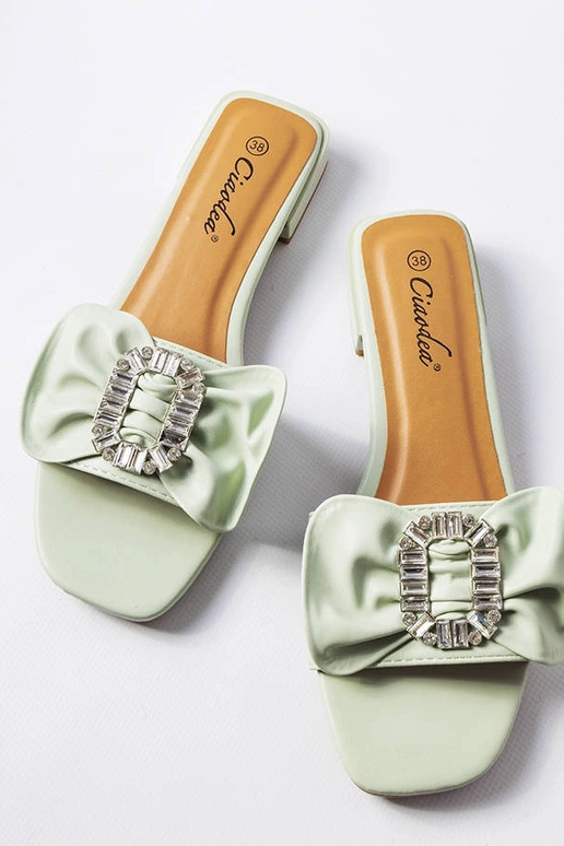 Zelené elegantné sandále so zirkónmi...