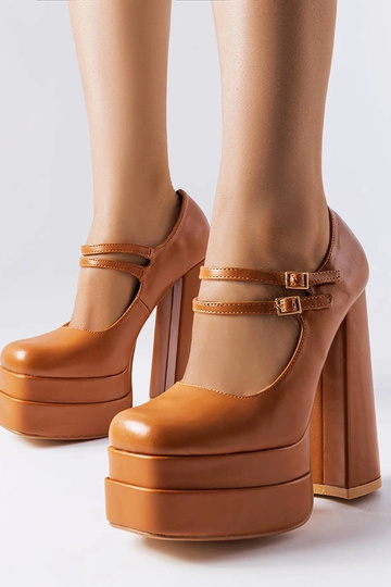 Hnedé lodičky Chouinard na...