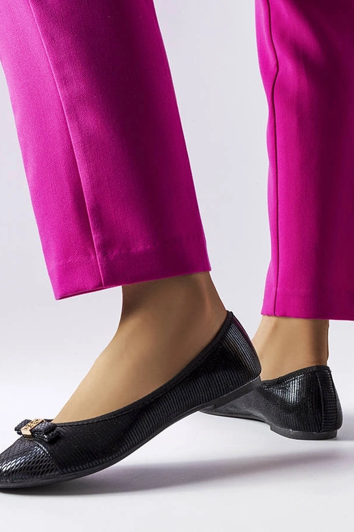 Čierne elegantné balerínky s mašľou...