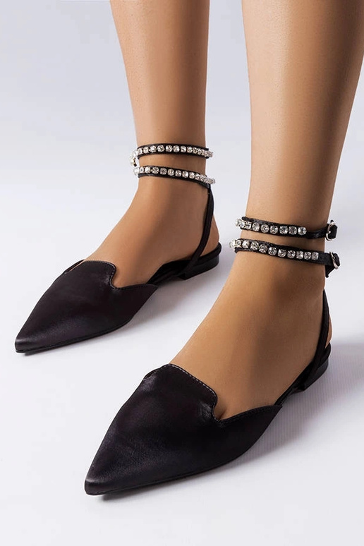 Čierne saténové sandále Hewes