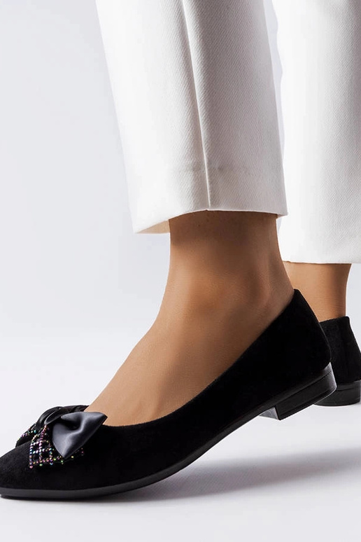 Čierne balerínky s duvalovou špičkou