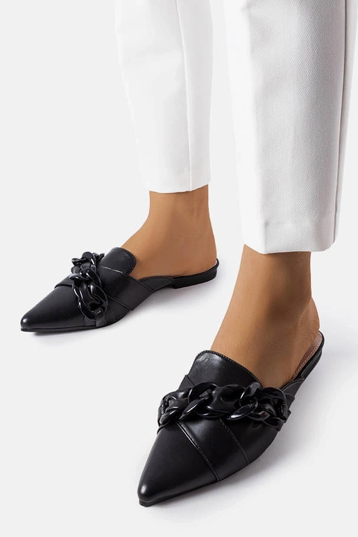 Čierne elegantné retiazkové žabky...